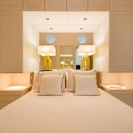 Joivy Stunning Flats In Central *